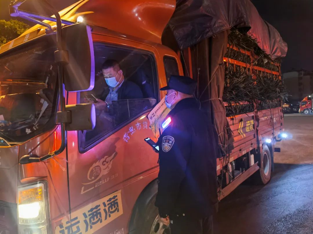 疫情不止,“战斗”不息--批发市场的战疫十二时辰 疫情不止,“战斗”不息--批发市场的战疫十二时辰
